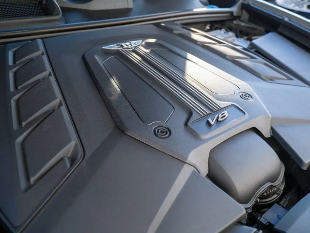 Bentley Bentayga V8