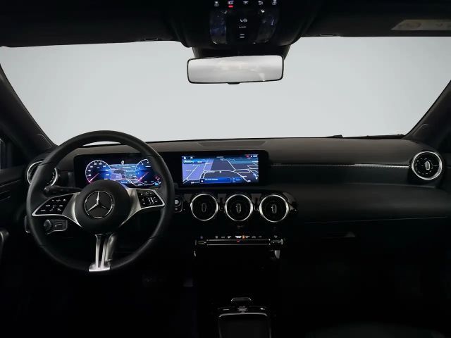 Mercedes-Benz A 180 Hatchback