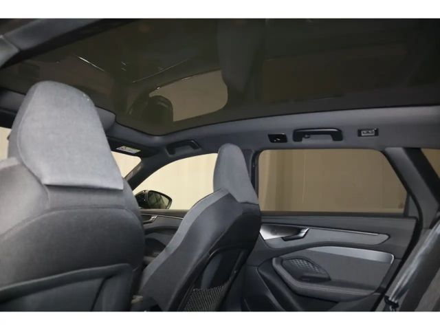 Audi A6 Avant Quattro