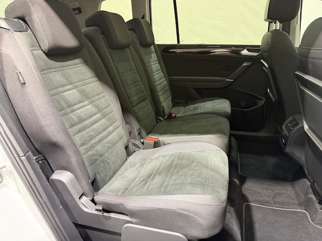 Volkswagen Touran 1.5 TSI DSG Highline Style