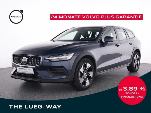 Volvo V60 Cross Country AWD Plus