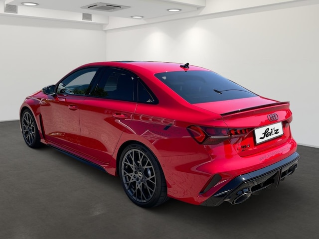 Audi RS3 Quattro S-Tronic Sedan