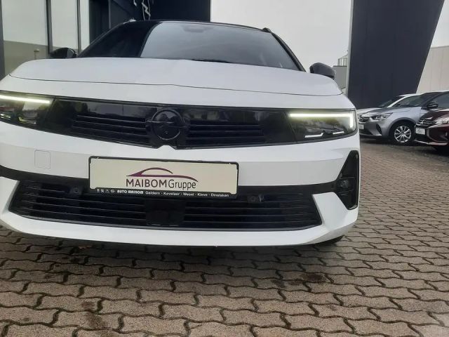 Opel Astra Sports Tourer Ultimate