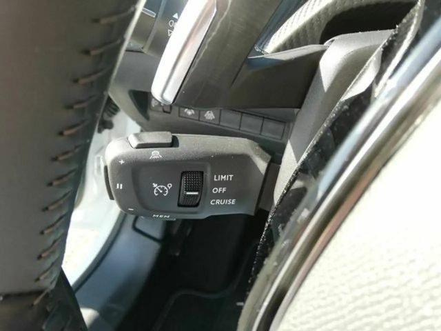 Peugeot 208 Allure Pack EAT8 PureTech