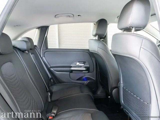 Mercedes-Benz B 200 Progressive