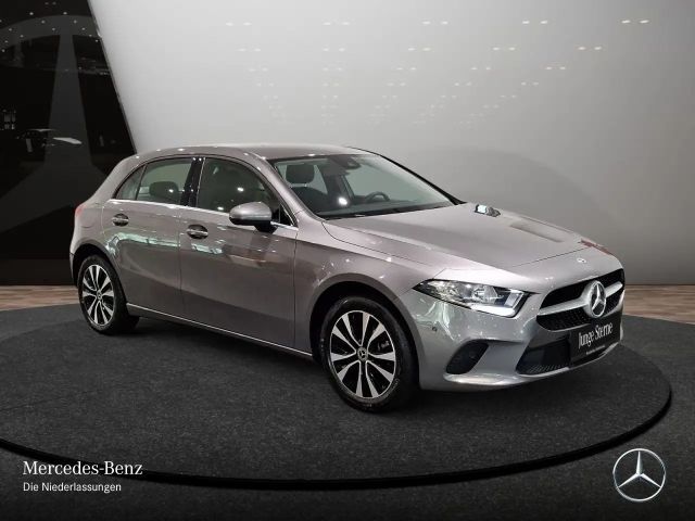 Mercedes-Benz A 250 A 250 e Style