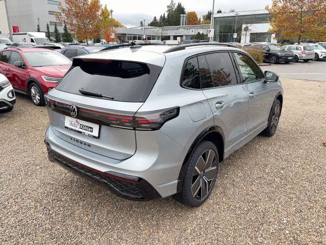 Volkswagen Tiguan 4Motion DSG R-Line