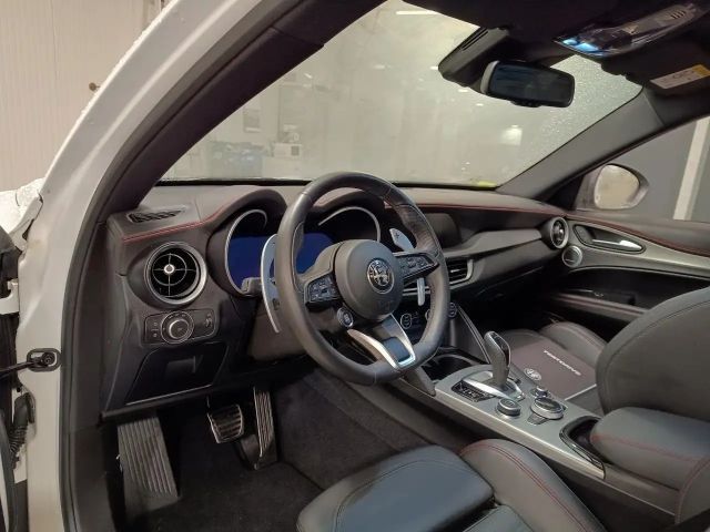 Alfa Romeo Stelvio Q4