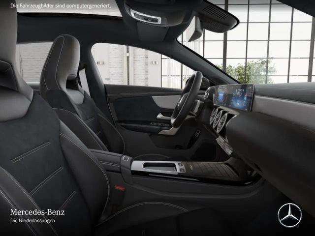 Mercedes-Benz CLA 200 AMG Line