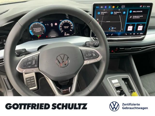 Volkswagen Golf 2.0 TDI DSG Variant