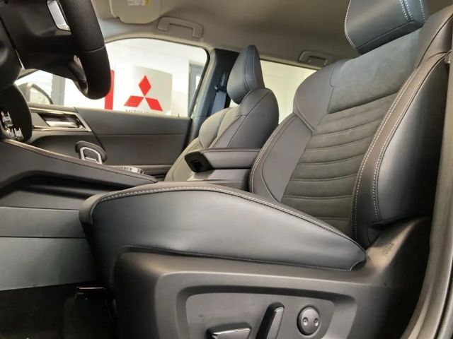 Mitsubishi Outlander 4WD PHEV