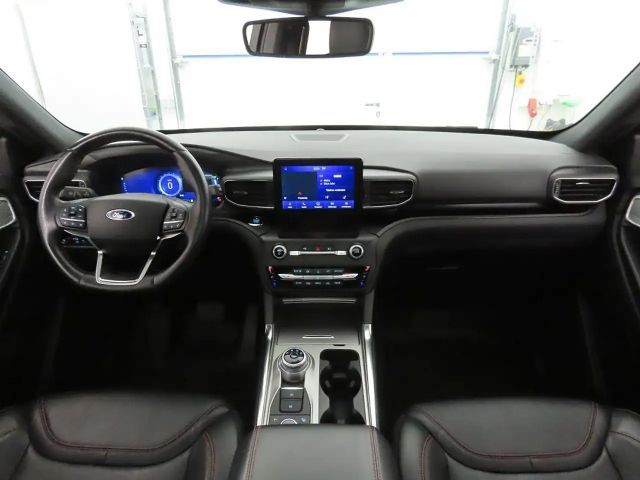 Ford Explorer Plug in Hybrid ST Line