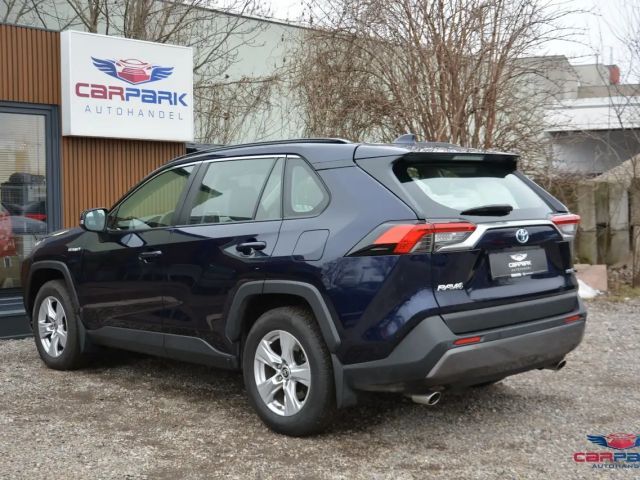 Toyota RAV4 Active Hybride