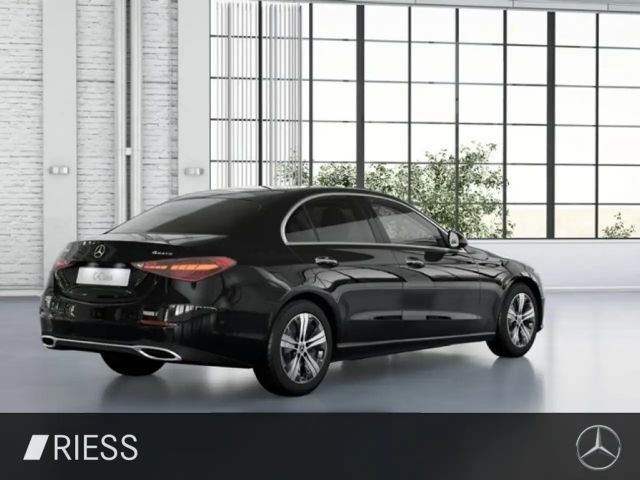 Mercedes-Benz C 220 4MATIC C 220 d Sedan