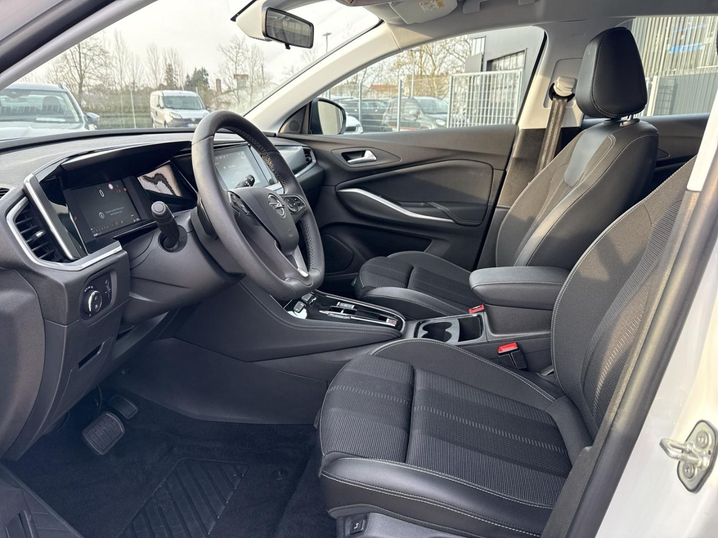 Opel Grandland 1.2 Turbo Enjoy Turbo