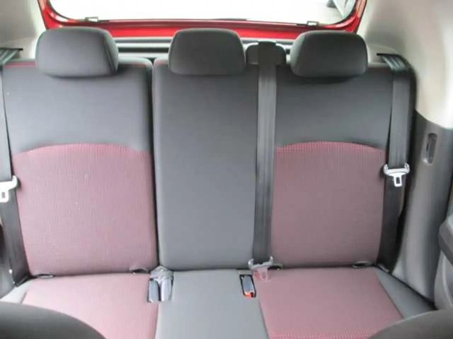 Mitsubishi Space Star Star