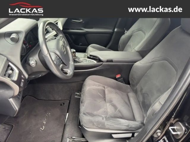 Lexus UX 250h Style Edition