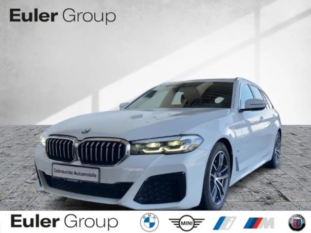 BMW 530 530d M-Sport Touring xDrive