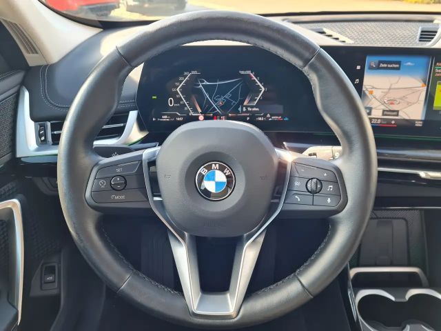 BMW X1 xDrive23d xLine SAV RFK AHK el. Sitze PDC