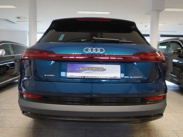 Audi e-tron Business Quattro