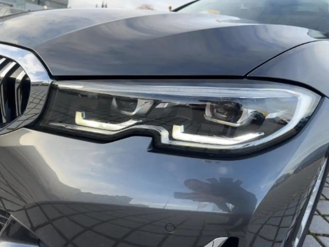 BMW 320 320d Luxury Line Touring