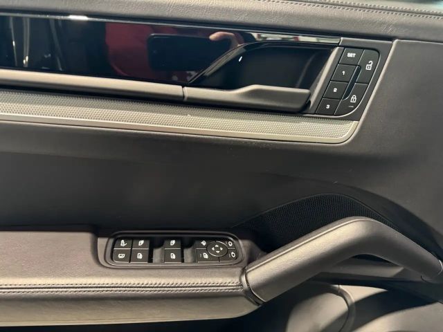 Porsche Cayenne Coupé E-Hybrid S