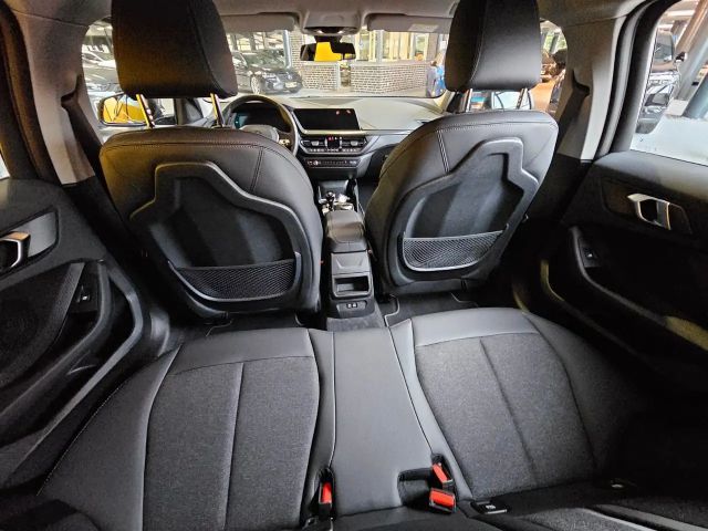 BMW 120 120i Sedan Sport Line