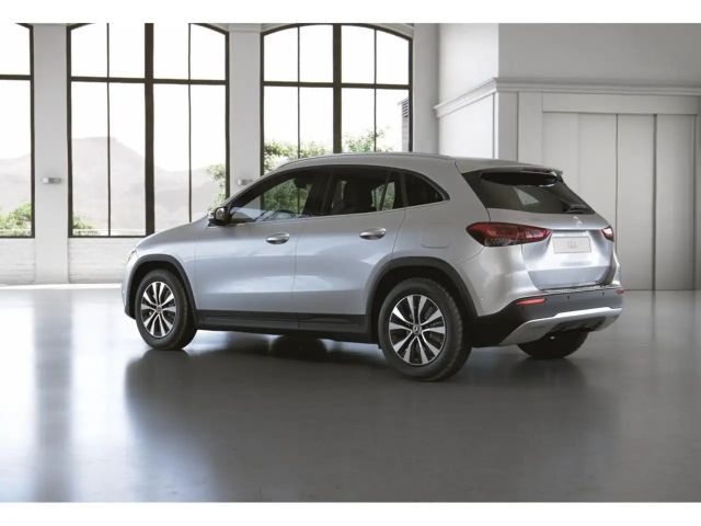 Mercedes-Benz GLA 250 GLA 250 e Style