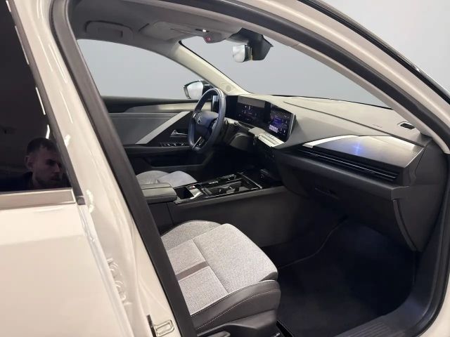 Opel Astra 1.2 Turbo Elegance Turbo