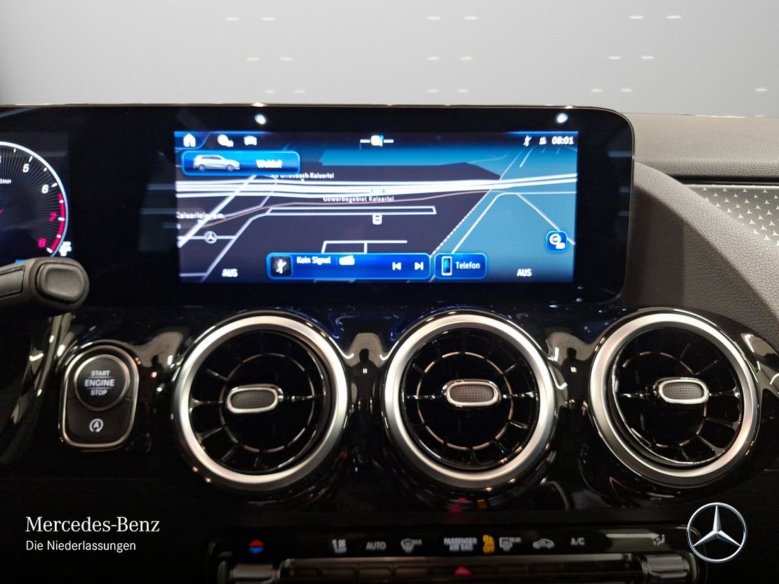 Mercedes-Benz B 200 Sedan