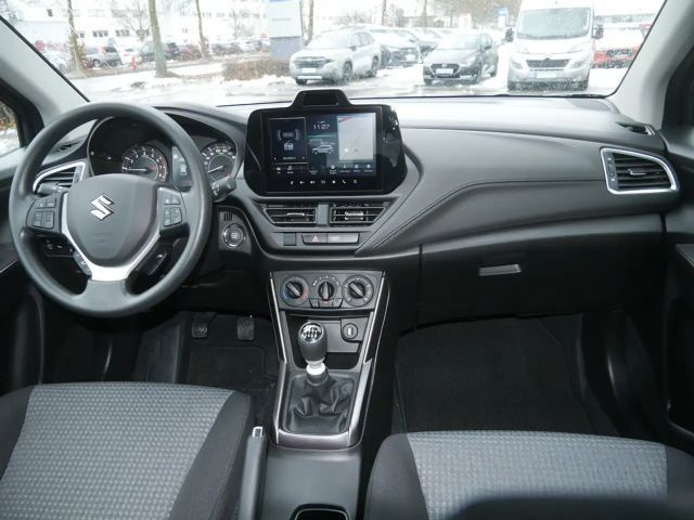 Suzuki S-Cross Hybrid