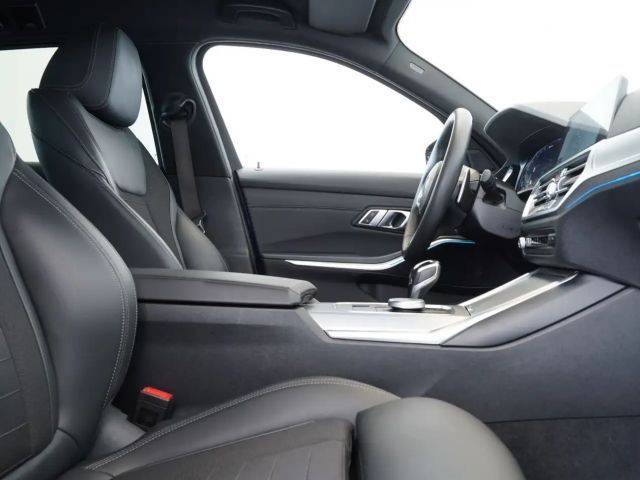 BMW 330 330e Sport Line Touring