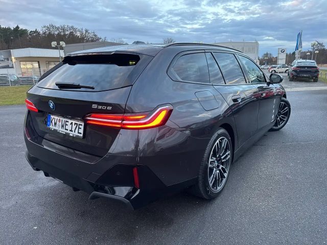 BMW 530 530e M-Sport