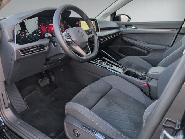 Volkswagen Golf 1.5 eTSI DSG Golf VIII