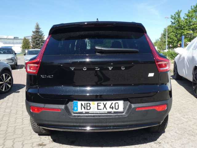 Volvo XC40 Dark Plus