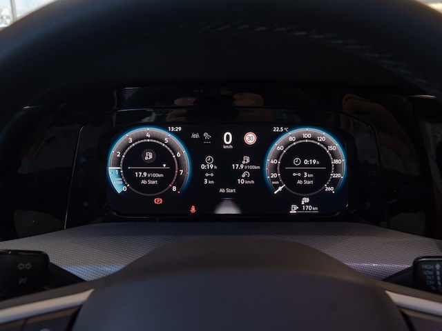 Volkswagen Golf Style