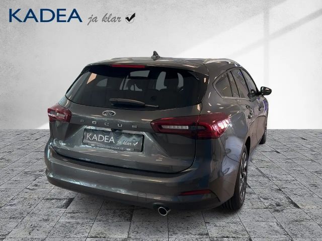 Ford Focus Titanium Wagon