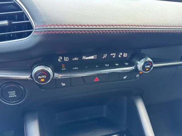 Mazda 3 Homura SkyActiv e-Skyactiv