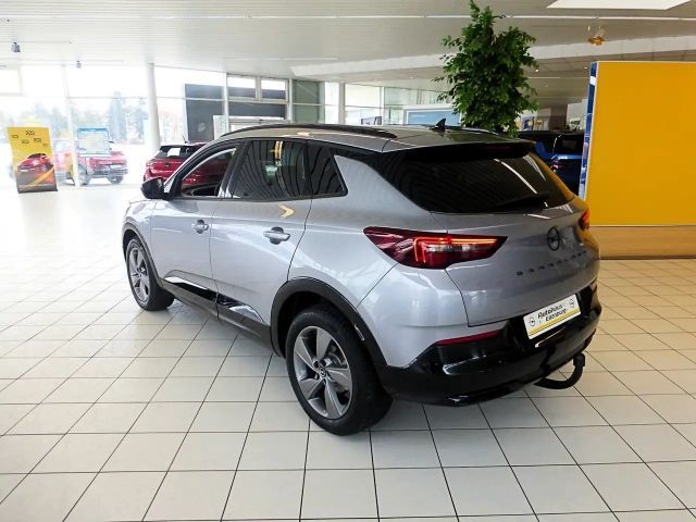 Opel Grandland X 1.2 Matrixlicht,el.Heckk.,Navi,AHZV.,360°Kamera