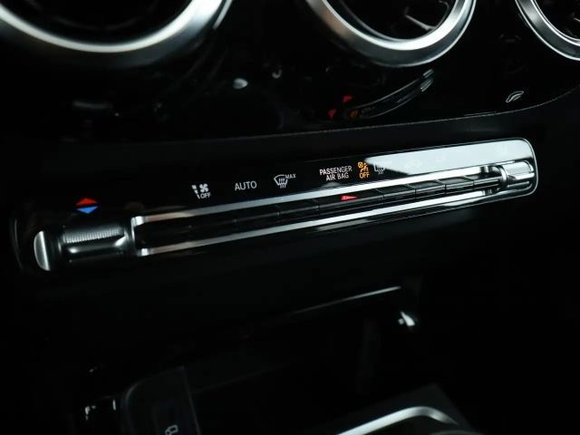 Mercedes-Benz B 180 B 180 d Style