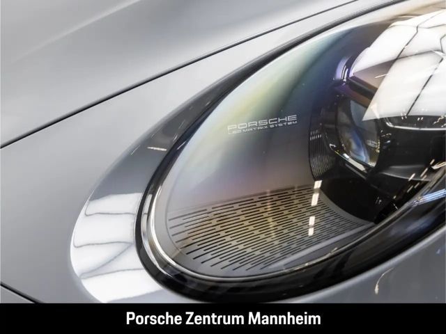 Porsche 992 4 Coupé GTS Targa