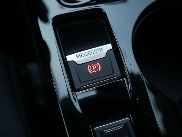 Peugeot E-2008 Allure Pack