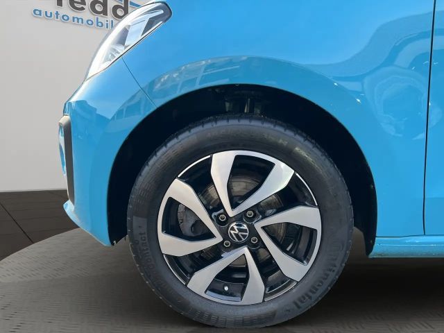 Volkswagen up! Active
