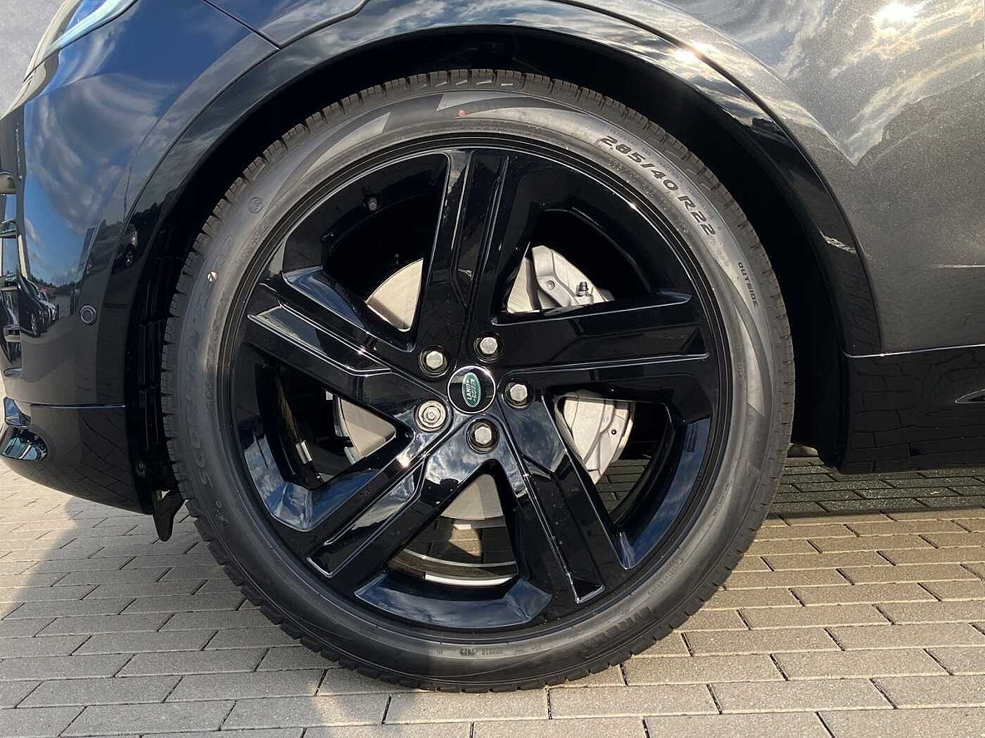 Land Rover Discovery D300 Dynamic HSE