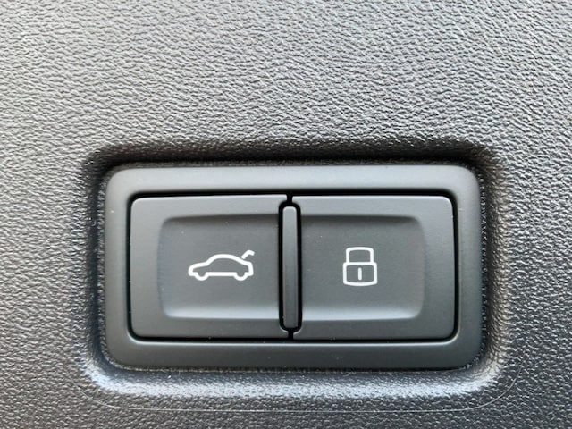 Audi Q4 e-tron SUV 45 e-tron Audi Q4 e-tron