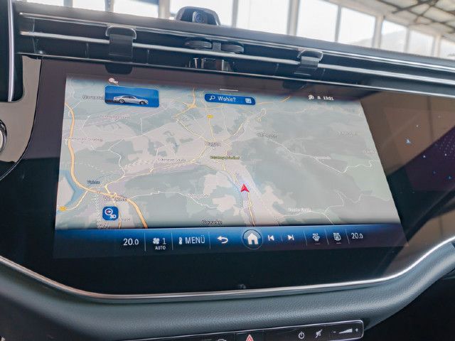 Mercedes-Benz E 200 4MATIC Sedan