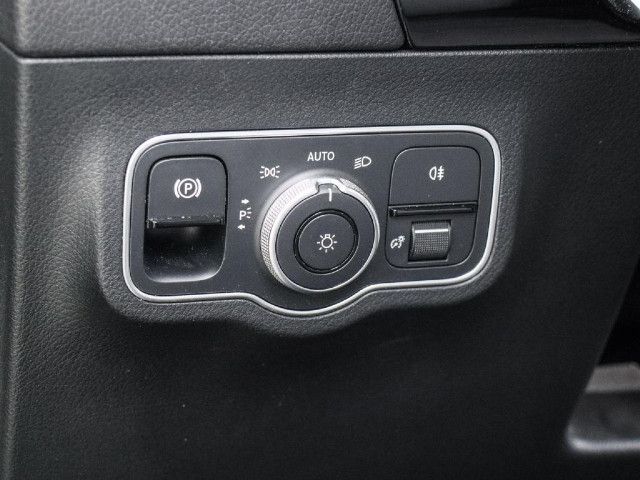 Mercedes-Benz EQA 300 4MATIC