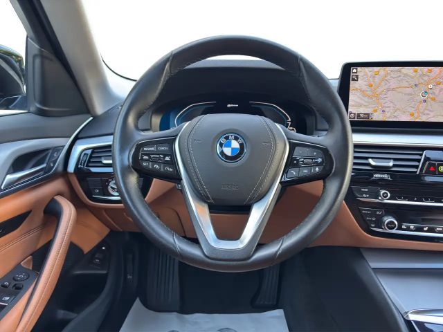 BMW 530 530e Touring