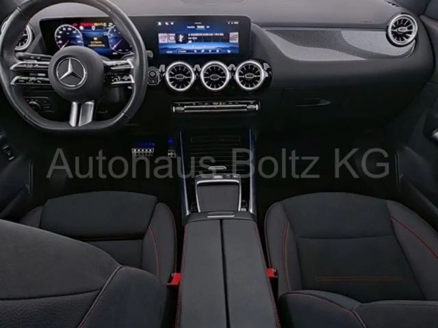 Mercedes-Benz GLA 220 4MATIC AMG Line