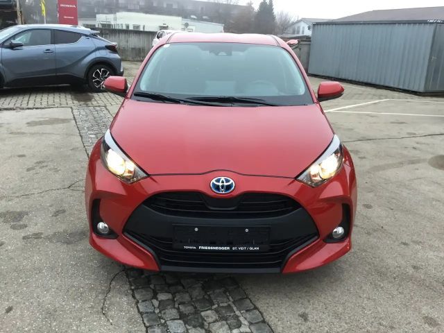 Toyota Yaris Active Hybride VVT-i